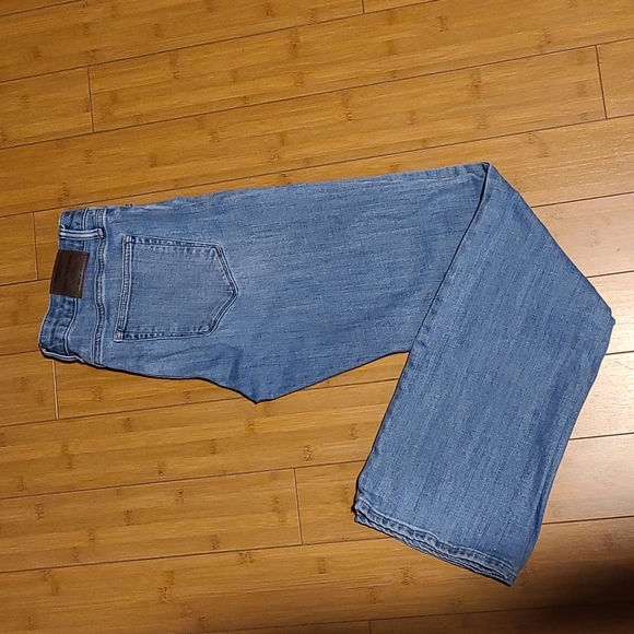 *SOLD OUT* Lucky Jeans - Picture 5 of 9